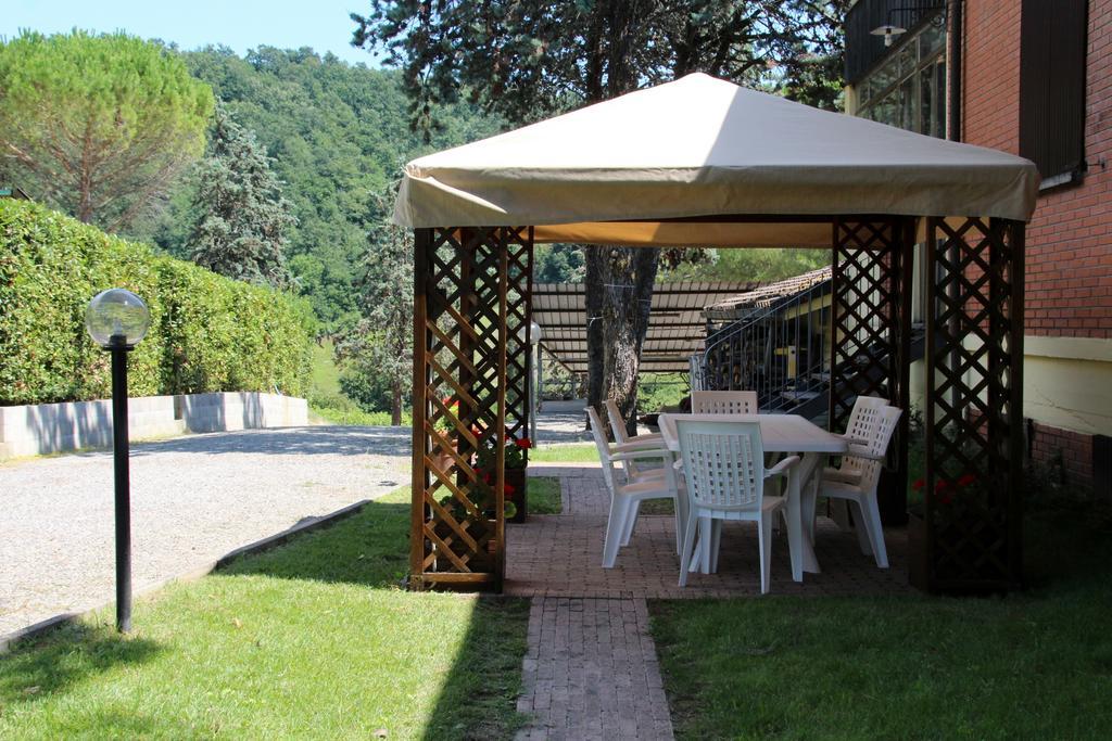 Azienda Agricola E Agriturismo Vallorsi Terricciola Δωμάτιο φωτογραφία